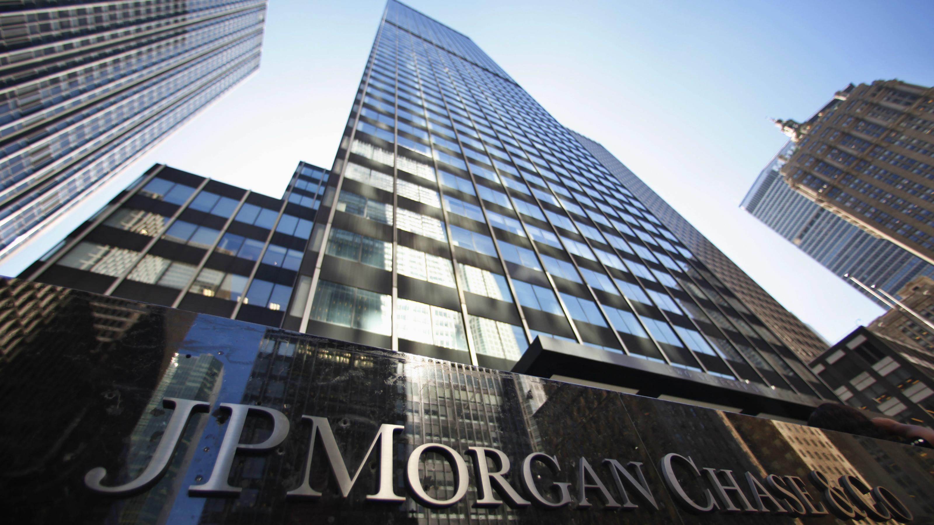Crypto Highlights Week #20 - JP Morgan opt for Bitcoin ...